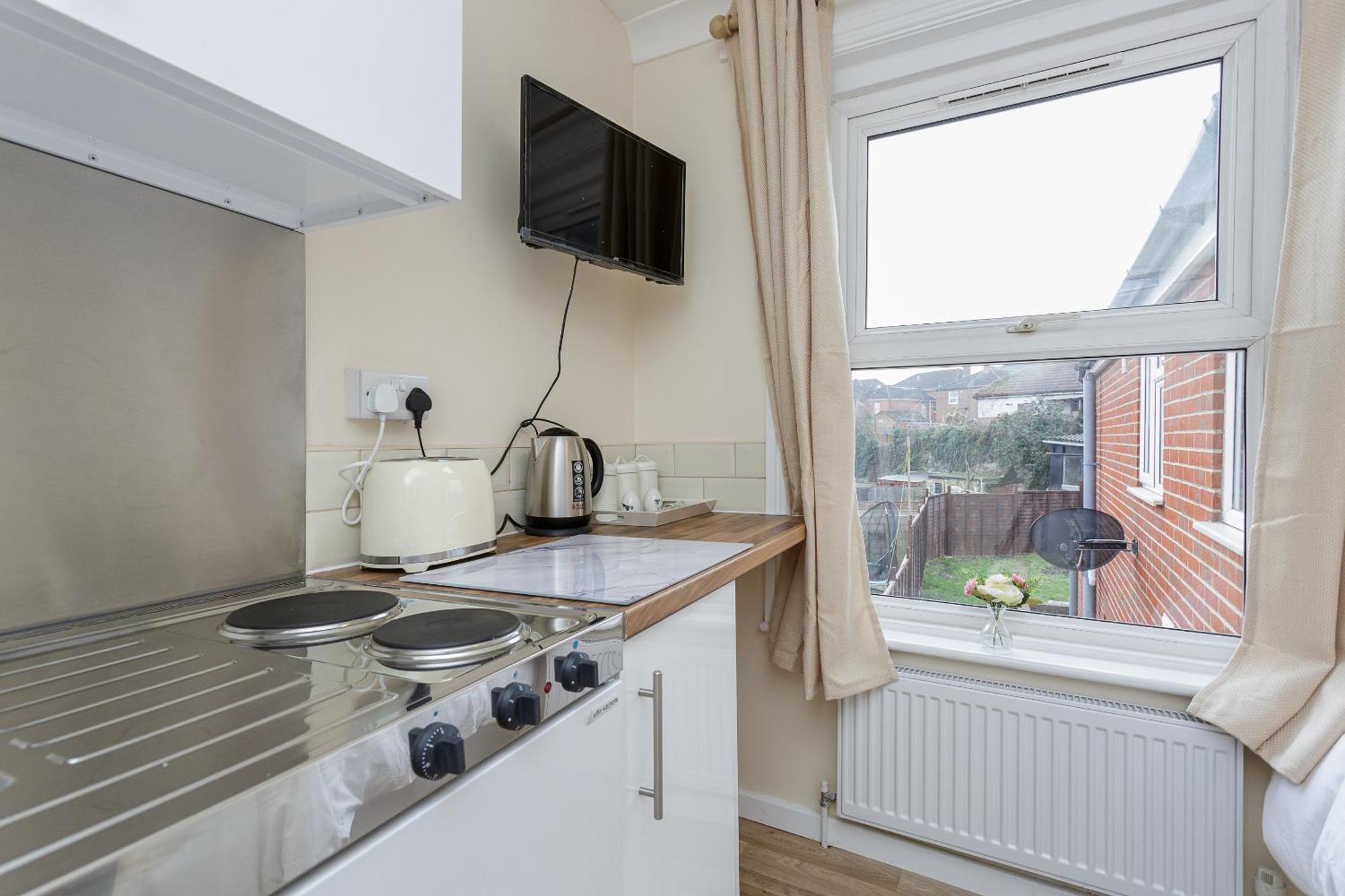 Blackberry - Stylish Self-Contained Flats In Soton City Centre Southampton Room photo